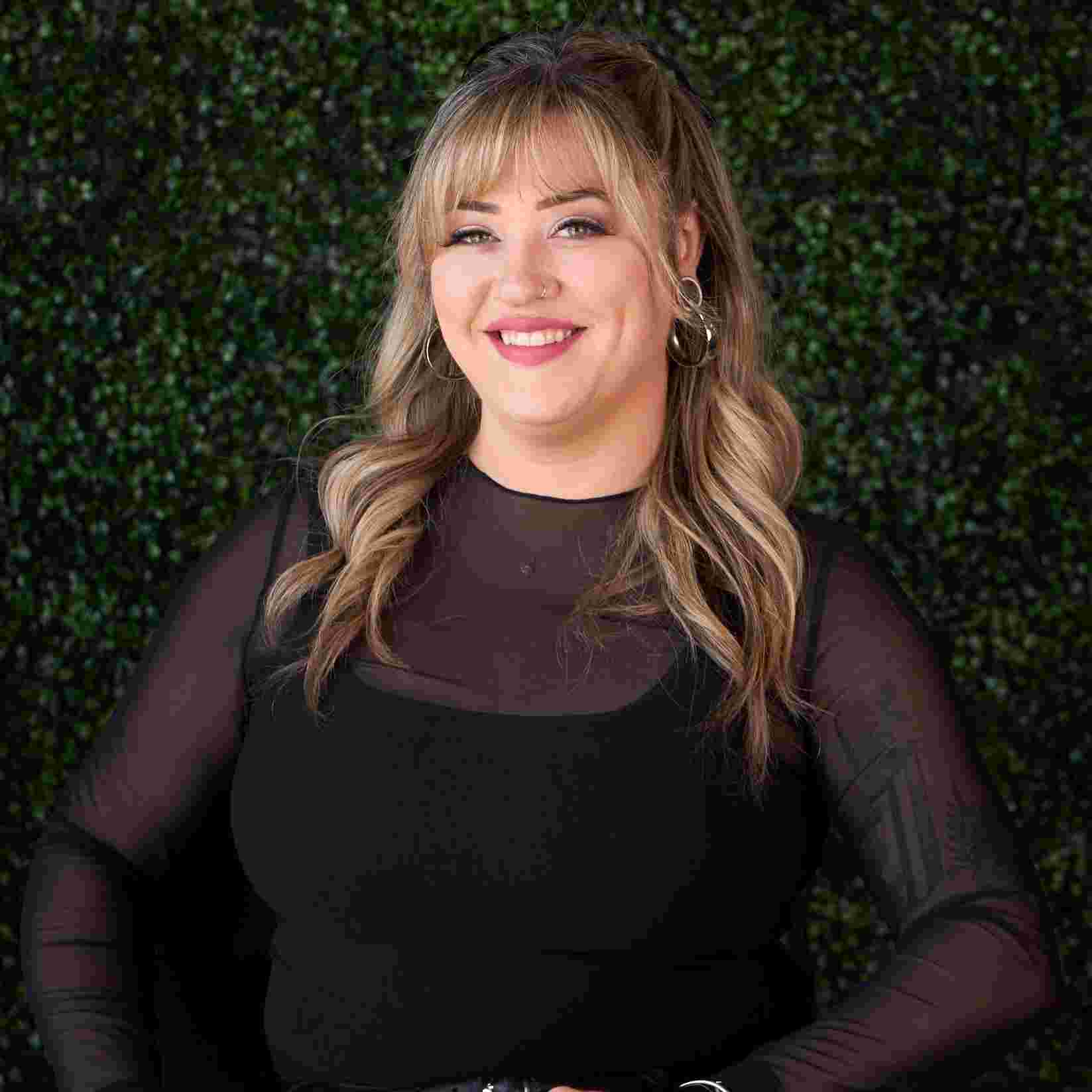 Master Stylist Cecily